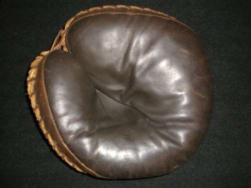 A.J. Reach Catchers Mitt 3 Front